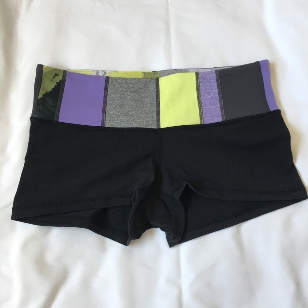 LULULEMON shorts // never worn